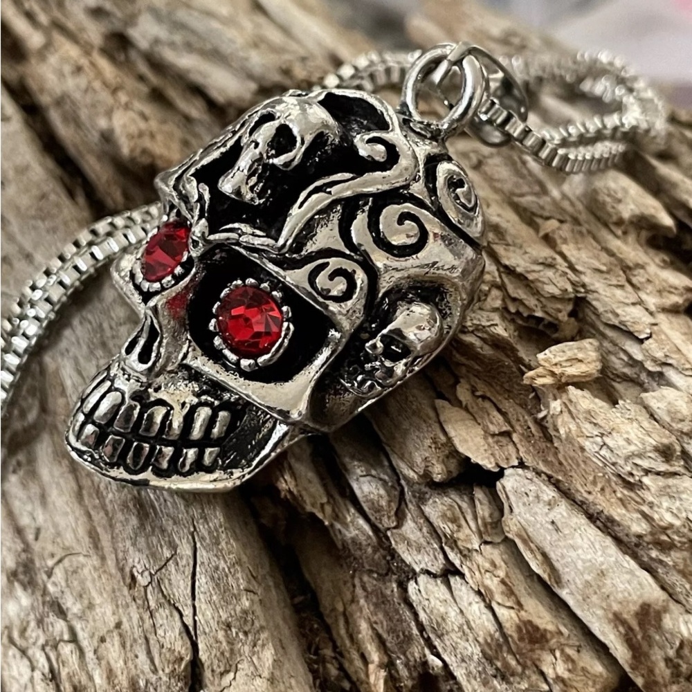 Biker Stainless Steel Skull Hot Rod Necklace Ruby Red Zirconia Jeweled Eyes USA